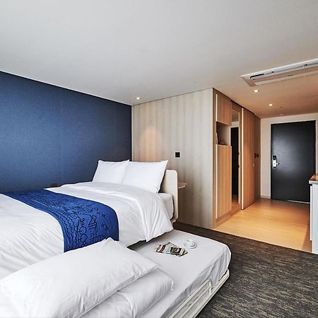 Jeju Pureun Hotel Seogwipo-stad Buitenkant foto