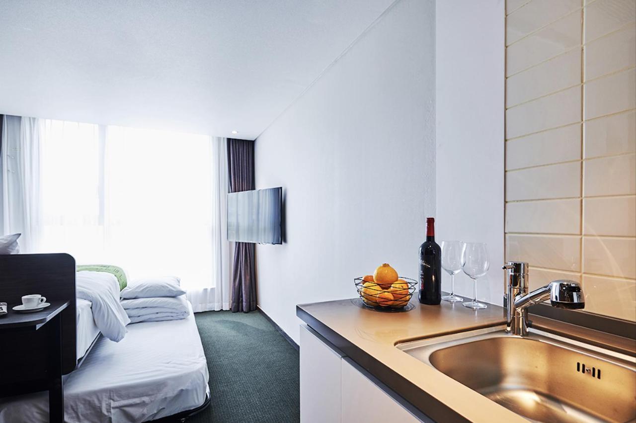 Jeju Pureun Hotel Seogwipo-stad Buitenkant foto