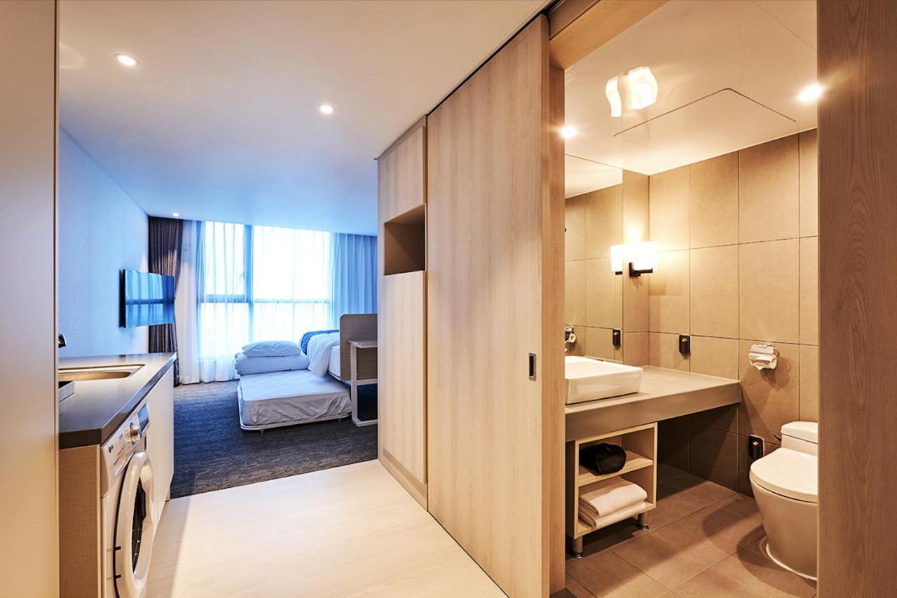Jeju Pureun Hotel Seogwipo-stad Buitenkant foto